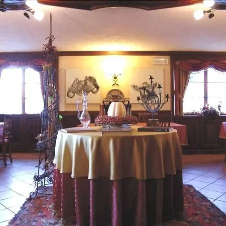 Dente Del Gigante מלון