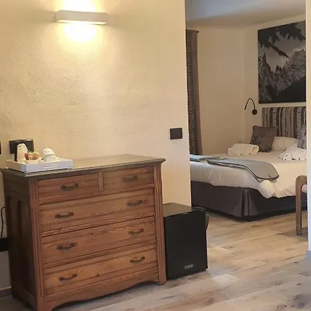 Dente Del Gigante מלון קורמאיור