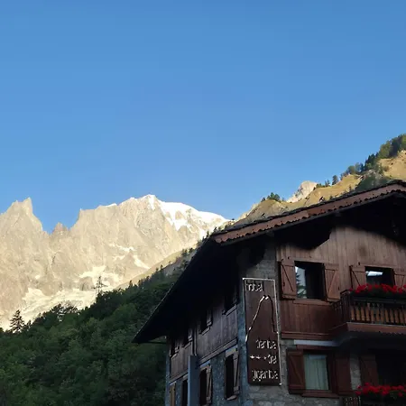 Dente Del Gigante Hotel Courmayeur