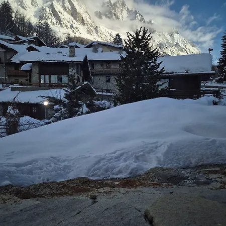 Dente Del Gigante Courmayeur