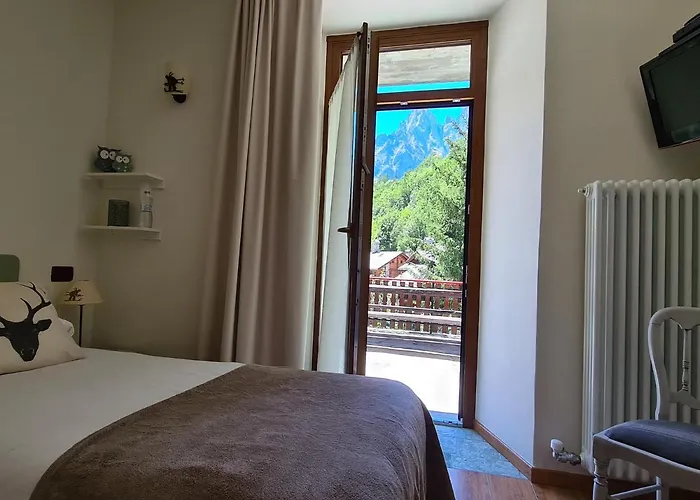 酒店 巨人之齿酒店