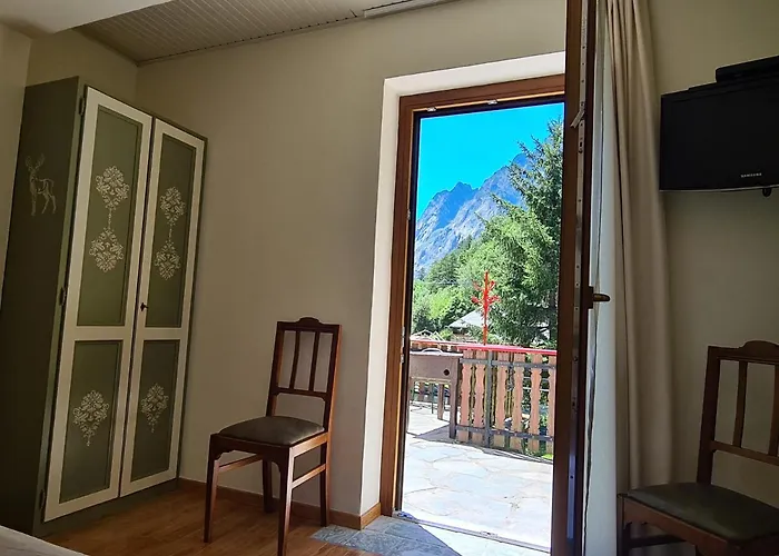 巨人之齿酒店 酒店 3*