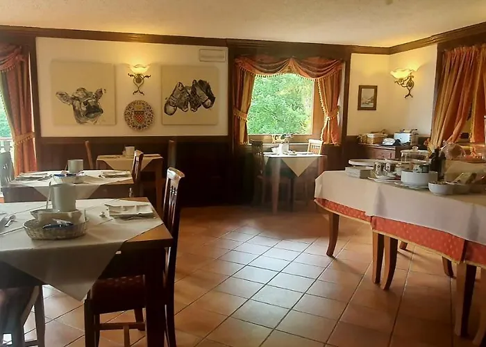 Dente Del Gigante Hotel