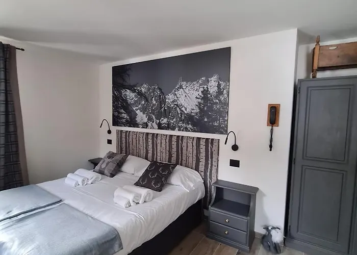 Dente Del Gigante 3*