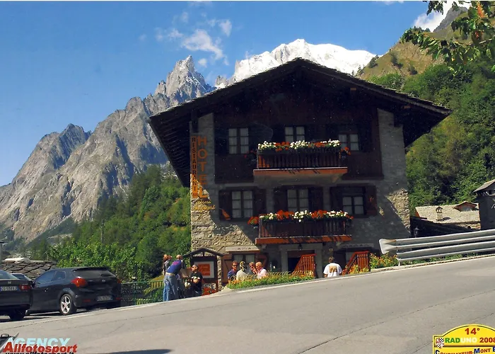 Dente Del Gigante Hotel 3*